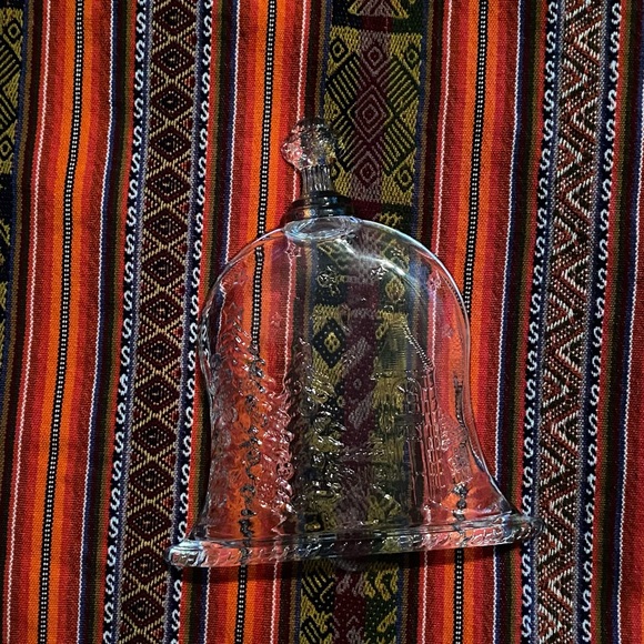 Vintage Christmas 🎄 Scene Bell Shaped Clear Glass Candy Dish - Picture 11 of 16